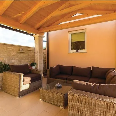 Cezar By Guide Villa *